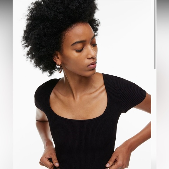 Babaton Tops - Aritzia color black Sculpt Knit Squareneck Top